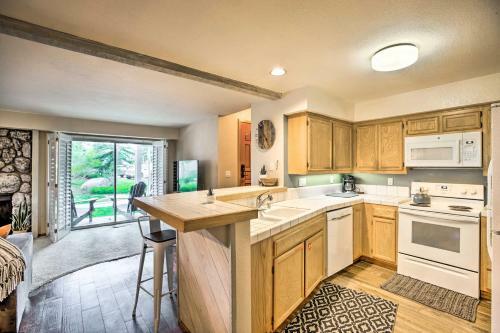 Apartamento Mammoth Lakes Nature Escape Hot Tub Access!