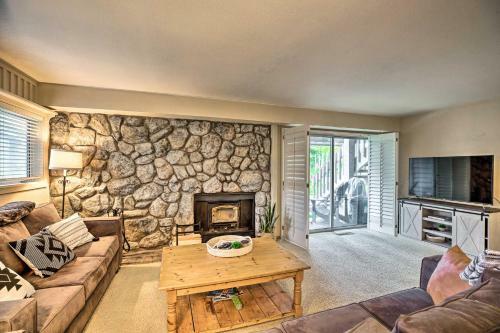 Apartamento Mammoth Lakes Nature Escape Hot Tub Access!