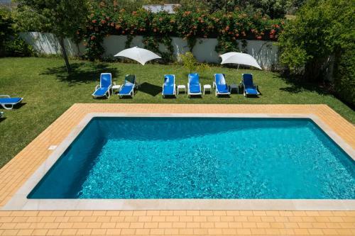 Casa Costa E Silva - 4 Bedrooms Apart With Private Pool In A Quiet Location