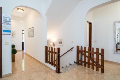 Casa Costa E Silva - 4 Bedrooms Apart With Private Pool In A Quiet Location