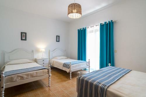 Casa Costa E Silva - 4 Bedrooms Apart With Private Pool In A Quiet Location