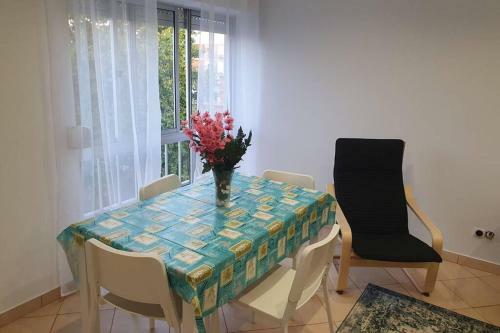 Apartamento Lovely 2-bedroom Flat With Free Parking