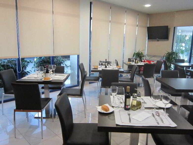 Hotel Abril