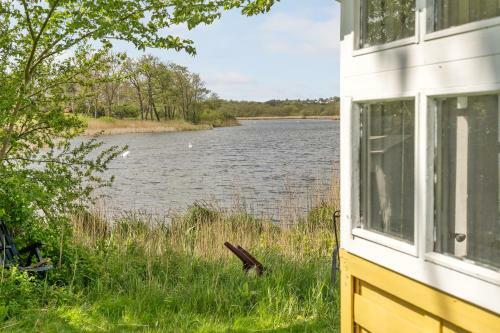 Hotel Apartment With A Lake View - 2 Room Apartment