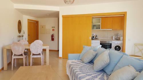2br Cabanas Gardens Piscina E Praia