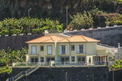 Casa Agrela By Rent2u, Lda