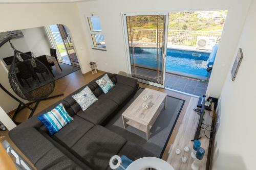 Casa Agrela By Rent2u, Lda