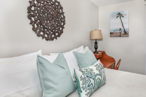 E105 - Seascape Stay - On-the-sand