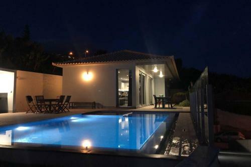 Villa Pinheira IV -heated Swimming Pool And Jacuzzi