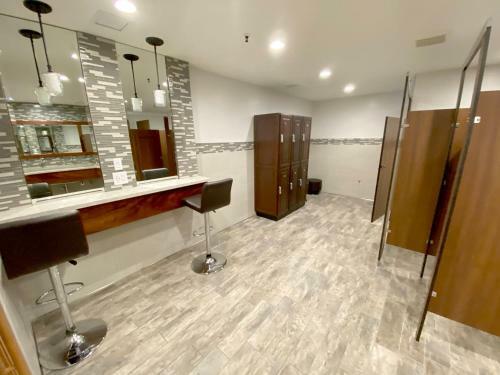 D104 - Cozy Ocean View Condo