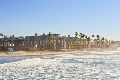 D104 - Cozy Ocean View Condo