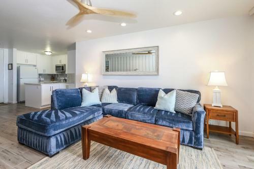 D104 - Cozy Ocean View Condo