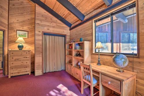 Cozy Grand Woodland Cabin With Mountain Views