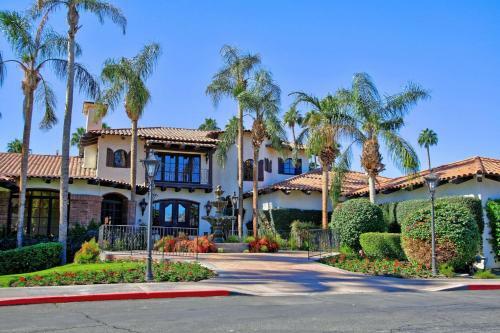 Private Getaway Villa Resort