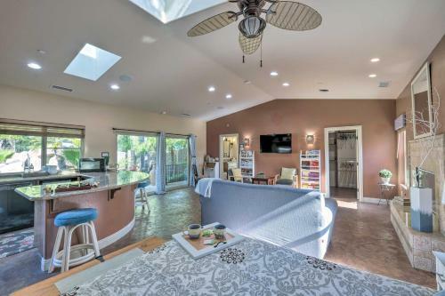Apartamento Bright Poway Studio With Shared Outdoor Oasis!