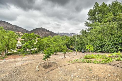 Upscale Casita With Mtn Views Golf, Hike And Sip