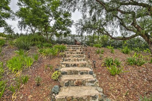 Upscale Casita With Mtn Views Golf, Hike And Sip