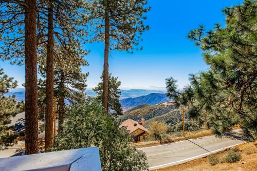 Valley View Retreat