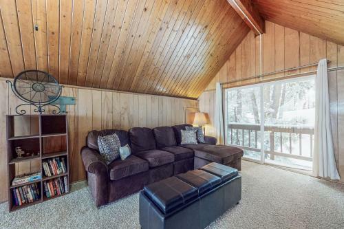 Treetop Retreat