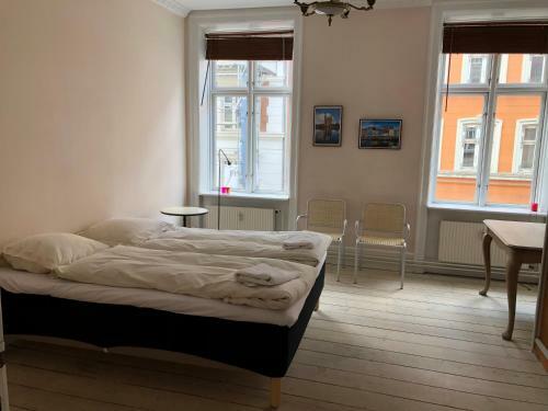 Outhentic Apartment