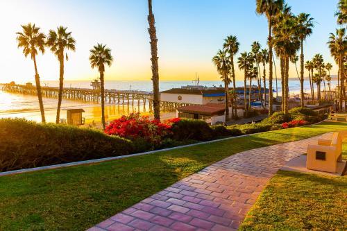 Pier View Paradise
