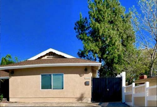 Apartamento 11642 Gothic Avenue
