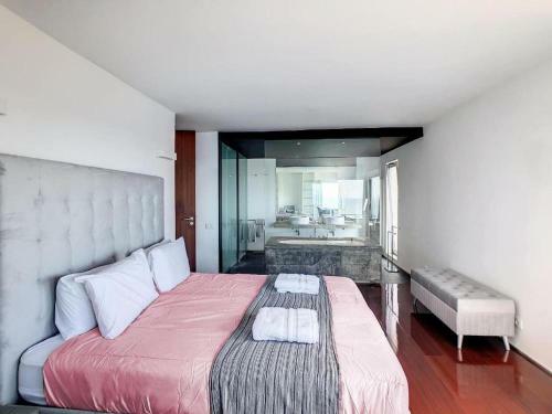 Apartamento Luxurious Penthouse Suite Direct At Sea
