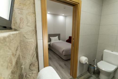 Hostal Alojamento Girassol - Guest House
