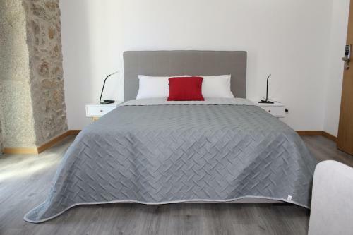 Hostal Alojamento Girassol - Guest House