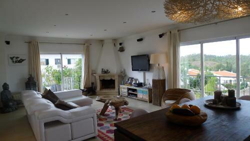 Casa Jacaranda: Luxury 4 Bed Villa With Pool Near Beach