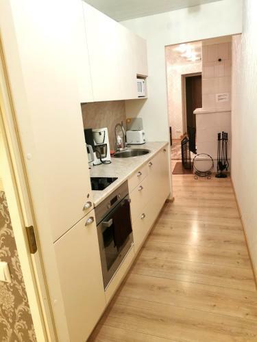 Dream Stay - Bright 1bdrm Apartment Next To Town Hall Square