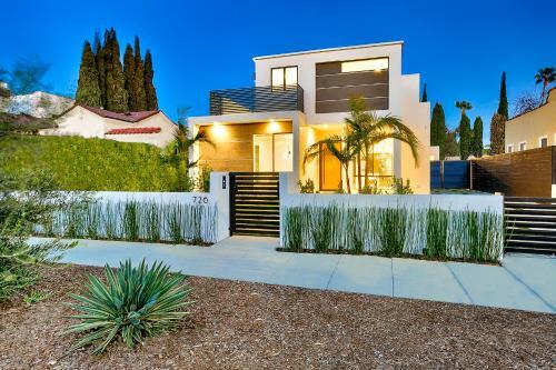 The Masterpiece Melrose Villa