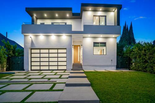 The Dream Villa