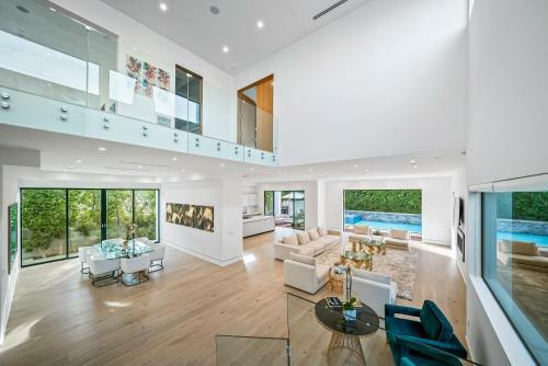 The Dream Villa