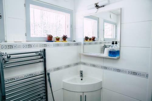 Poppelstrand Nuuksio, Pet Friendly Guest Apartment