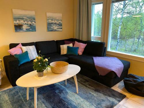 Villa Arktika Porealtaallinen M�kki Nuorgamissa Tenojoen Ja Tunturien Vieress�