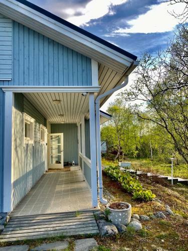 Villa Arktika Porealtaallinen M�kki Nuorgamissa Tenojoen Ja Tunturien Vieress�