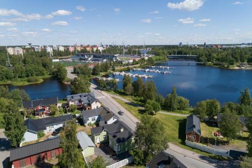 Hostal Pikisaari Guesthouse