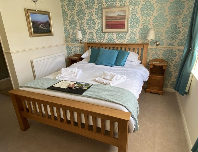 Hostal Plumpton Court