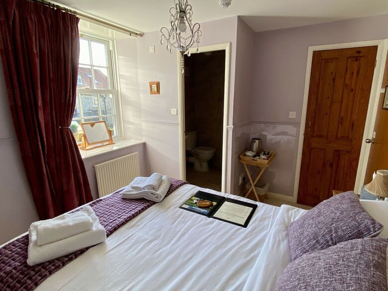 Hostal Plumpton Court