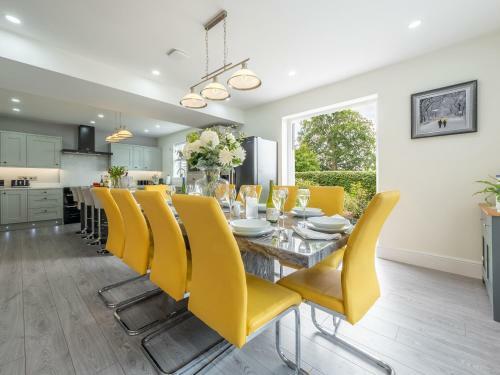 Routhorpe House