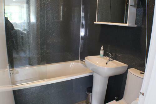 1-bed Riverside, Apartment In Balloch, Loch Lomond
