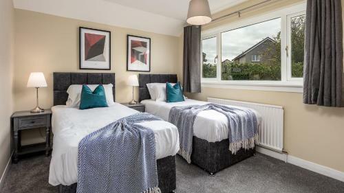 Leeward House - Donnini Apartments