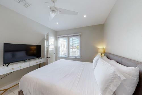 Beverly Hills Central Old World Charm