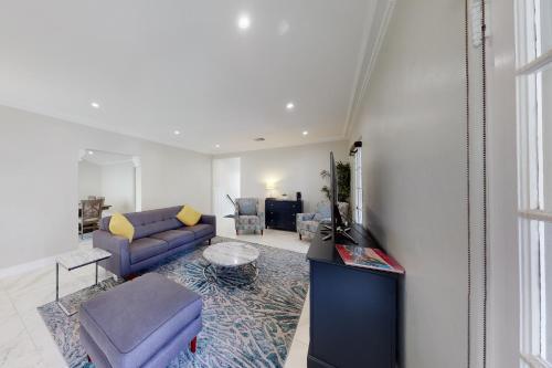 Beverly Hills Central Old World Charm