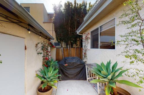 Beverly Hills Central Old World Charm