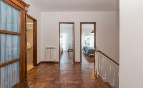 Lovely Villa With 3 Bedrooms And Swimming Pool