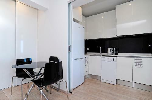 Apartamento Sky Panoramic Cascais - Comfy Est�dio Para 3 Px - Checkinhome