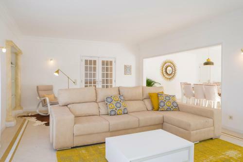Villa Glic�nias