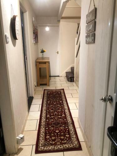 Comfy Three-bedroom Home In Basingstoke